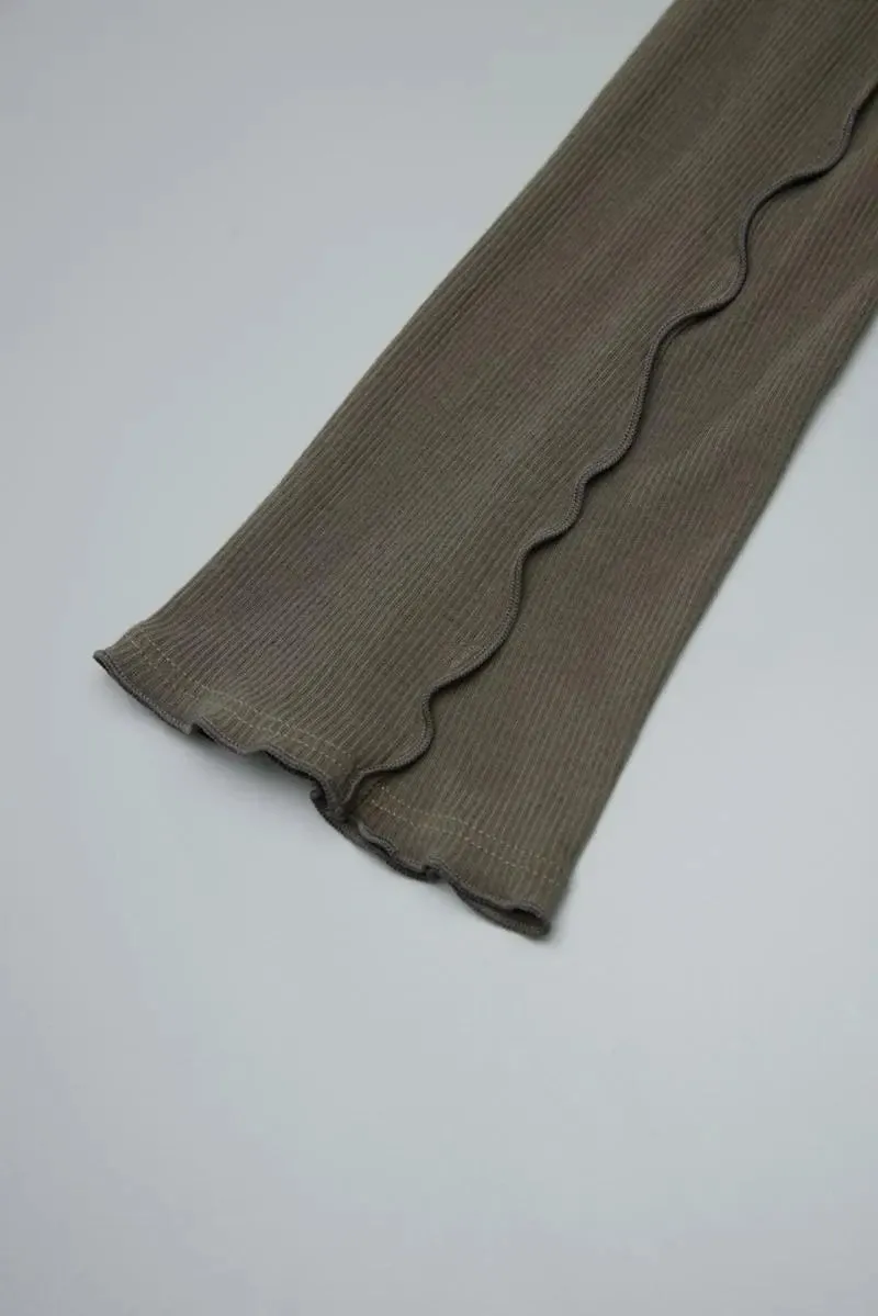 100 Cotton Ribbed Knit Boat Neck Lettuce Trim Slim Fit Top