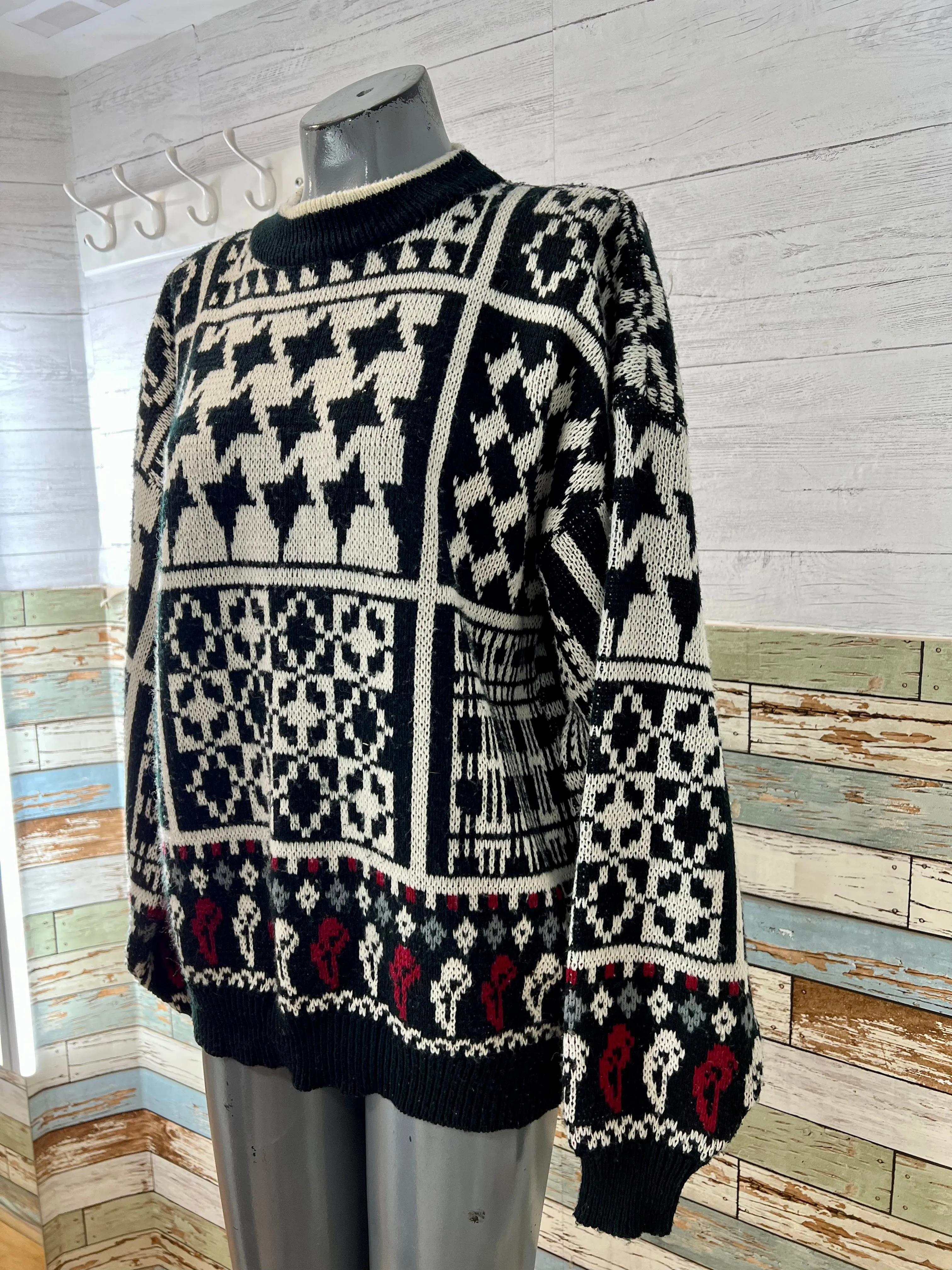 90’s Patch Black & White Knit Sweater