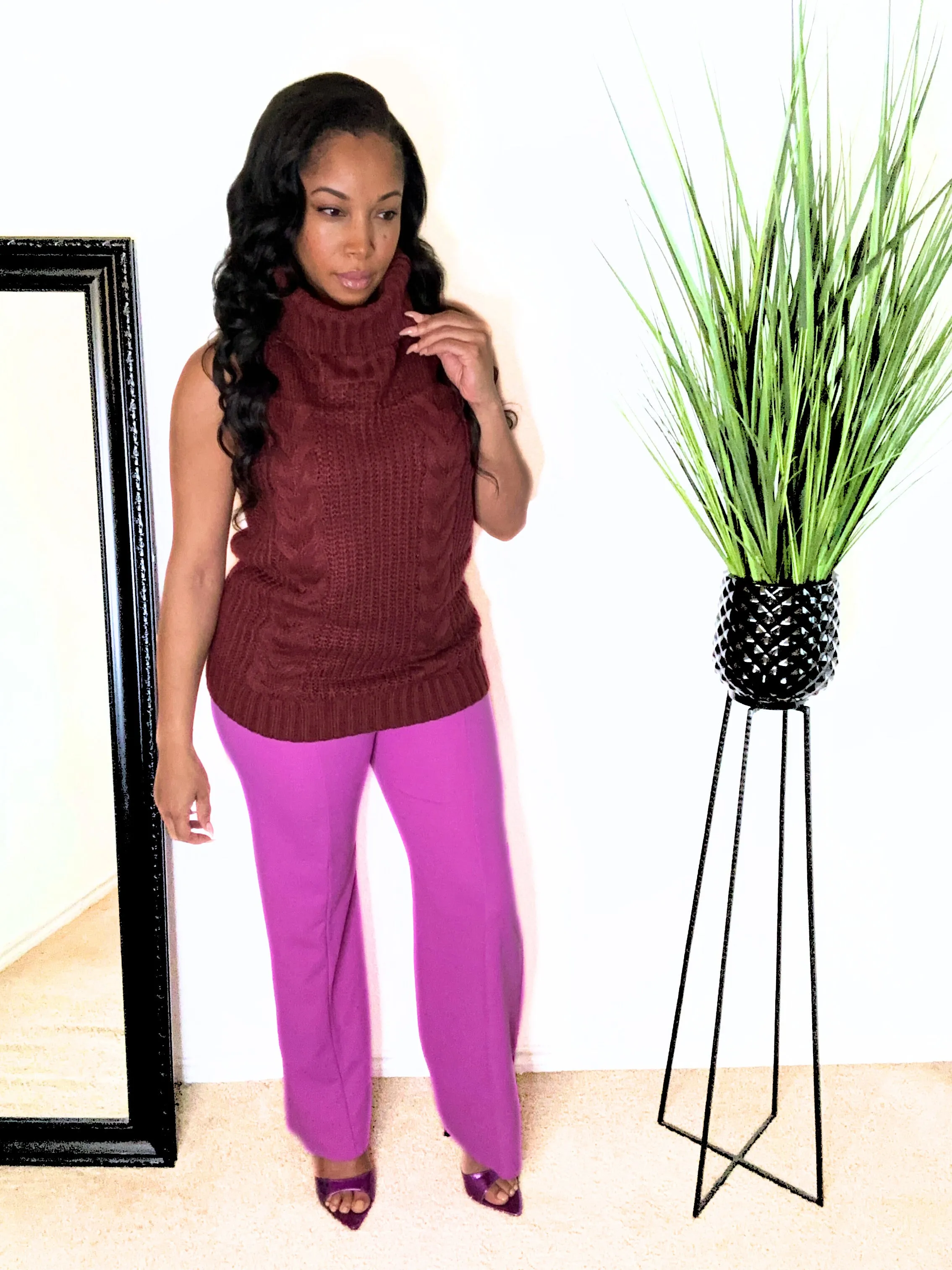 Bold Turtleneck Top Pants