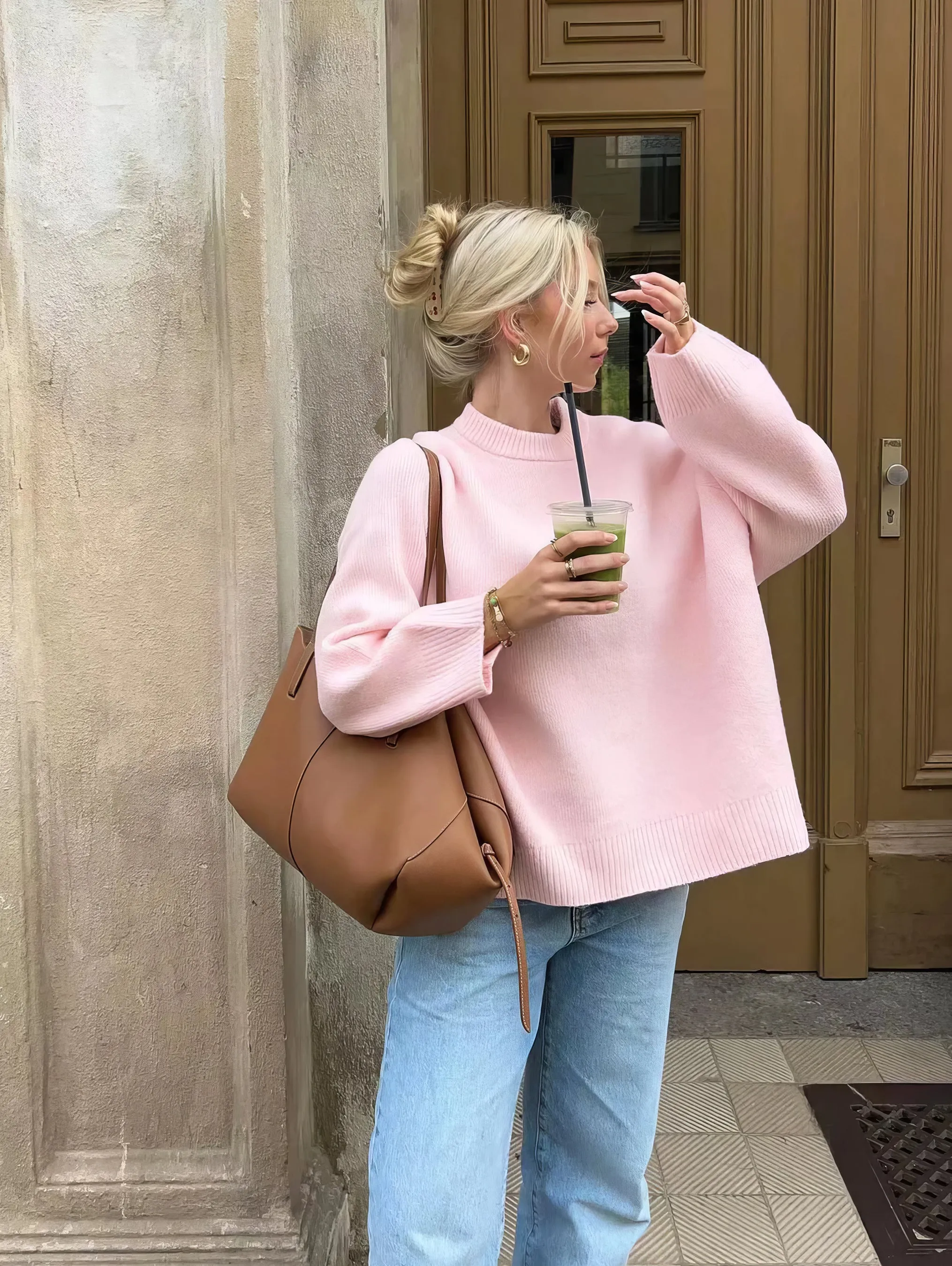Cassandra - Crewneck Sweater