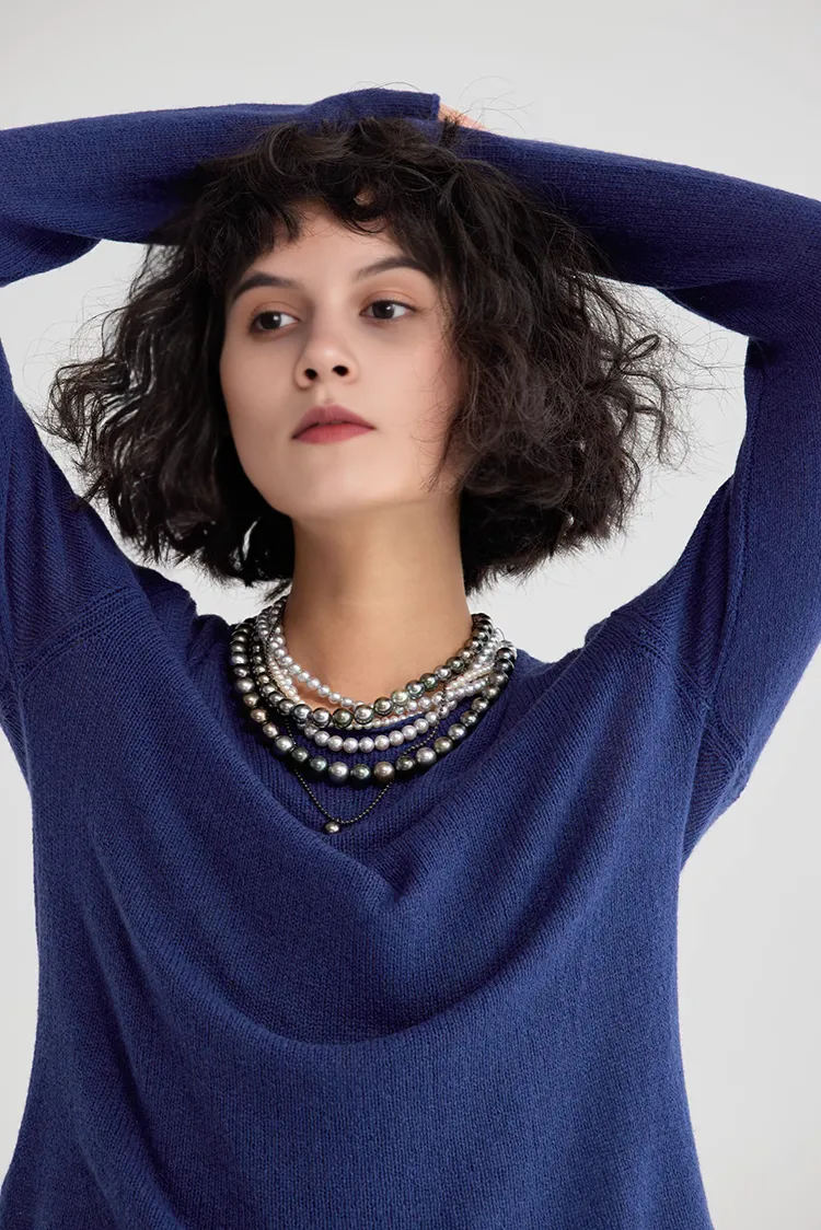 Lightweight Cashmere Crew Neck Sweater