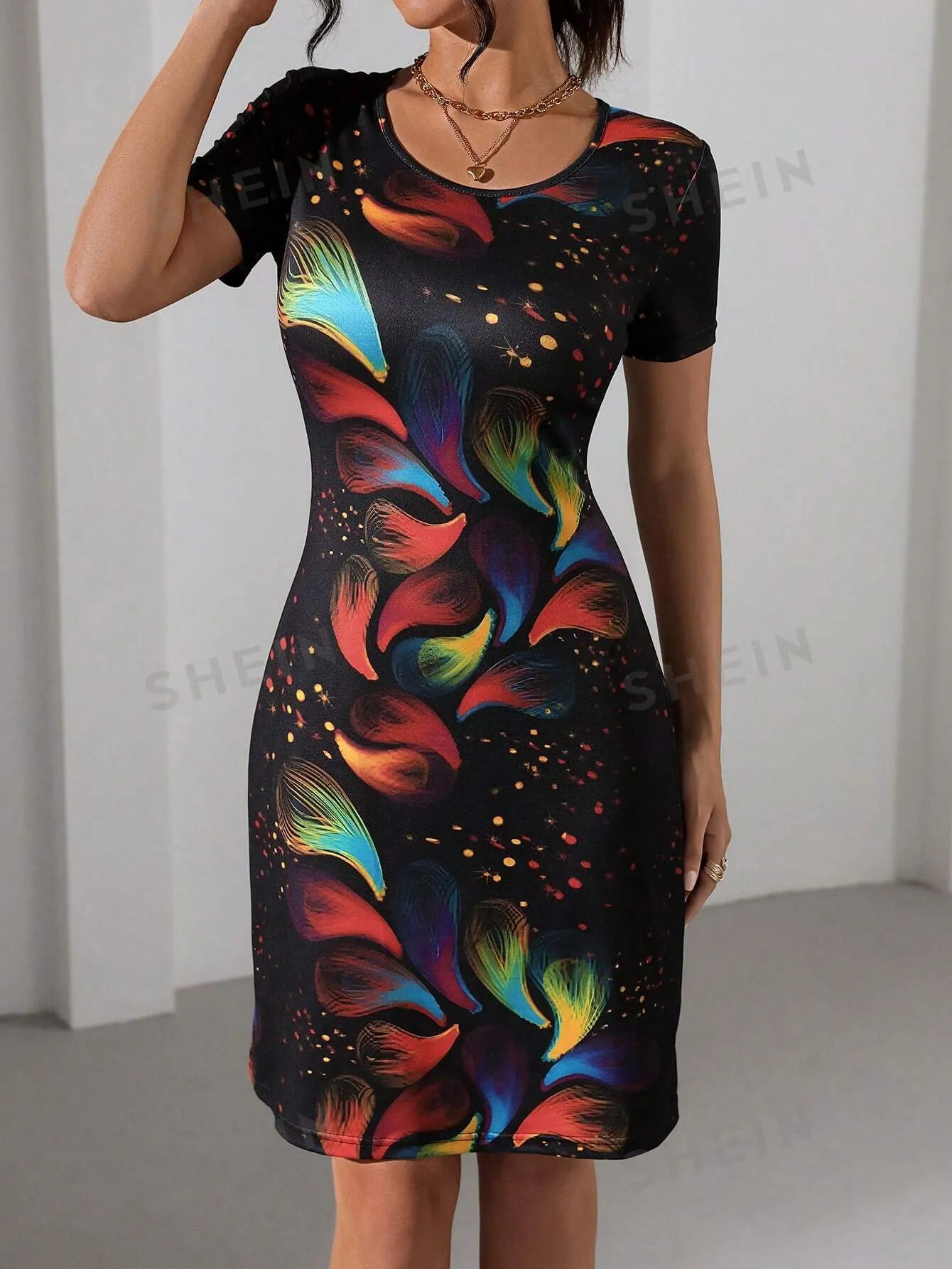LUNE All-Over Printed Round Neck Casual Versatile Short Sleeve Dress