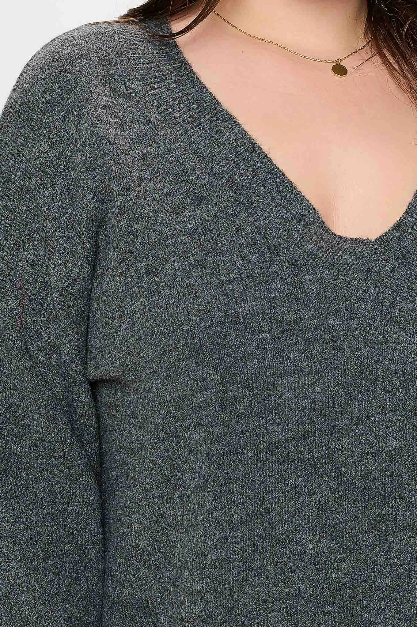 PLUS SOLID V NECK DROP SHOULDER KNIT SWEATER