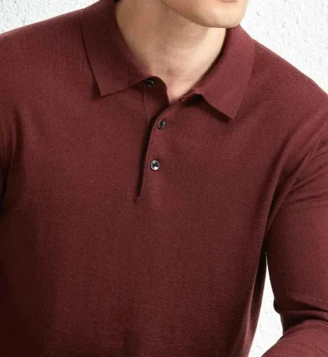 Slim fit wool autumn sweater