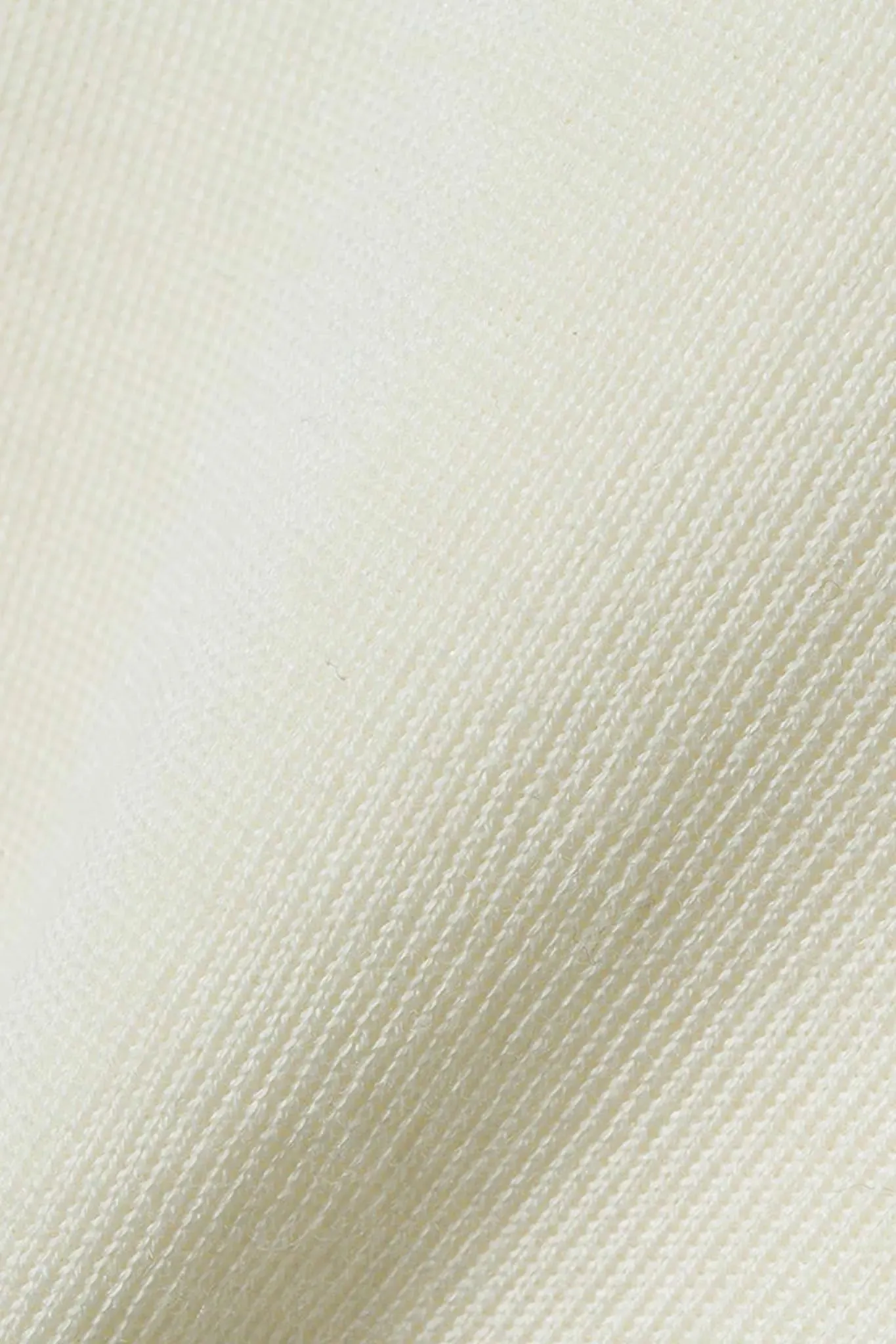 Slim Seamless Wool Turtleneck Sweater