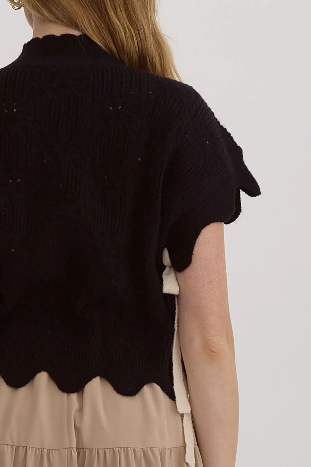 Solid Knitted Mock Neck Short Sleeve Top