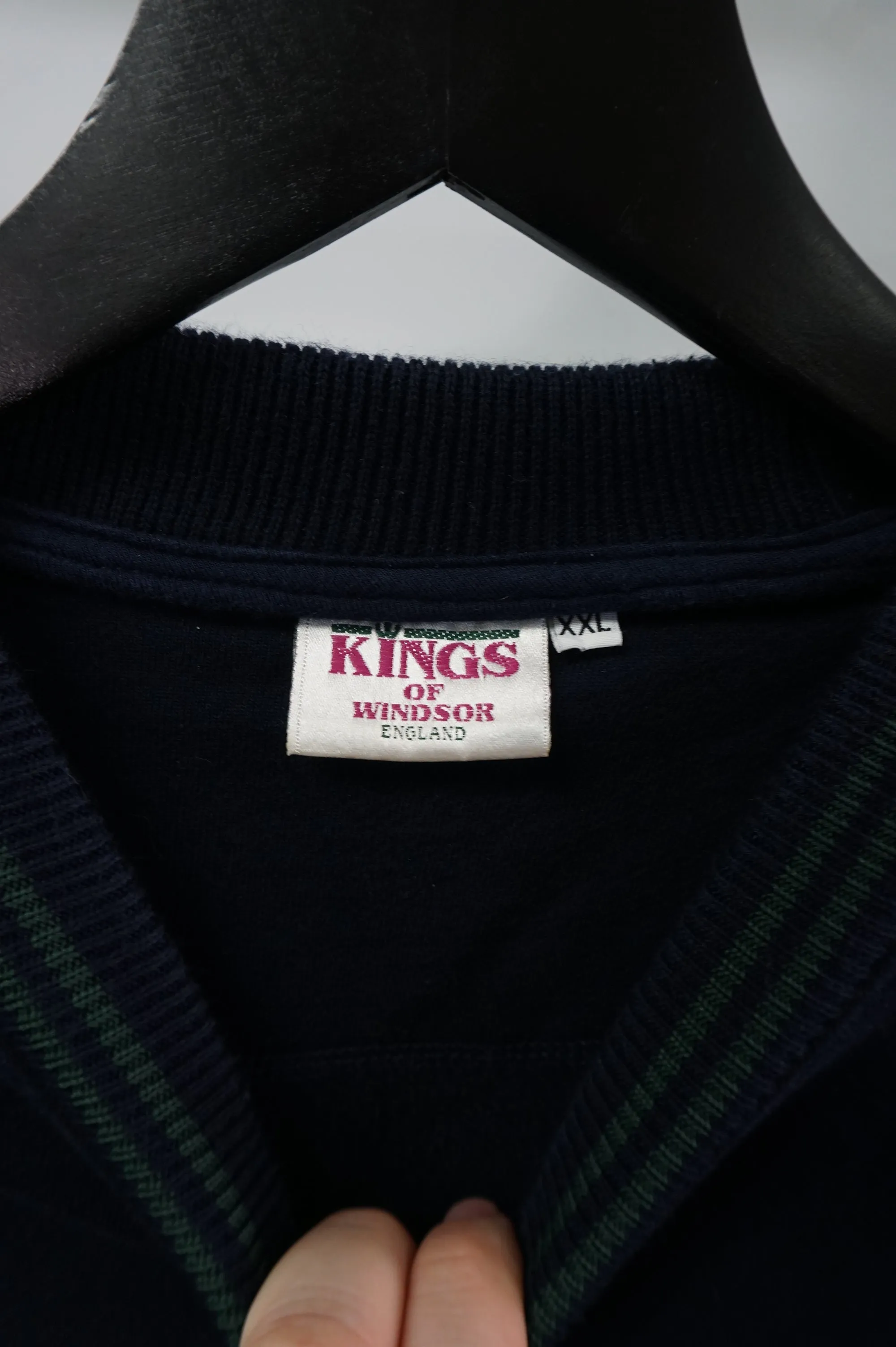 (XL/XXL) Vtg England Embroidered Crewneck